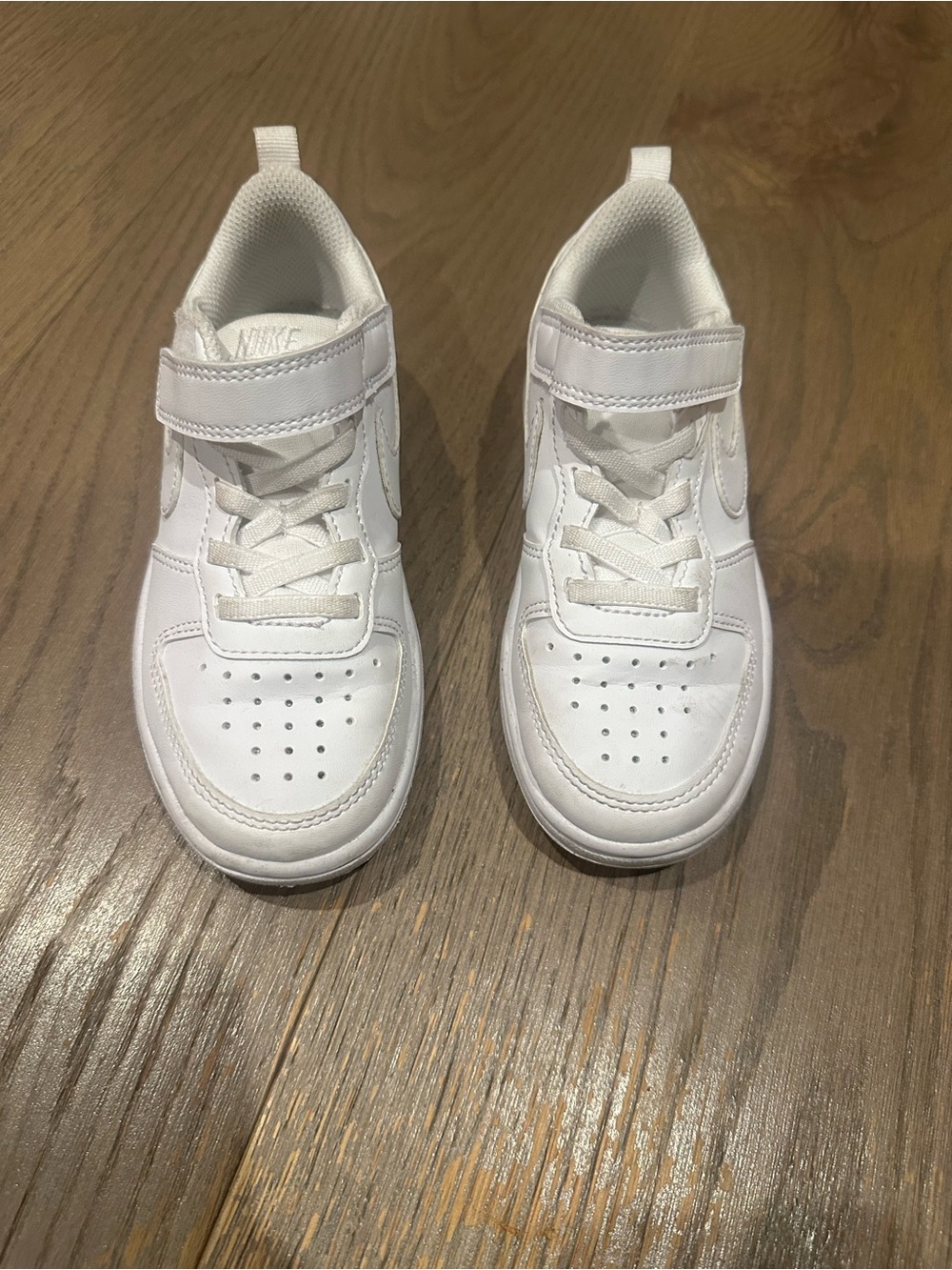 Nike Kids White Court Borough Low